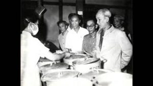Bài phát biểu thân mật và hài hước của Hồ Chủ Tịch tại lớp nghiệp vụ nấu ăn năm 1961
